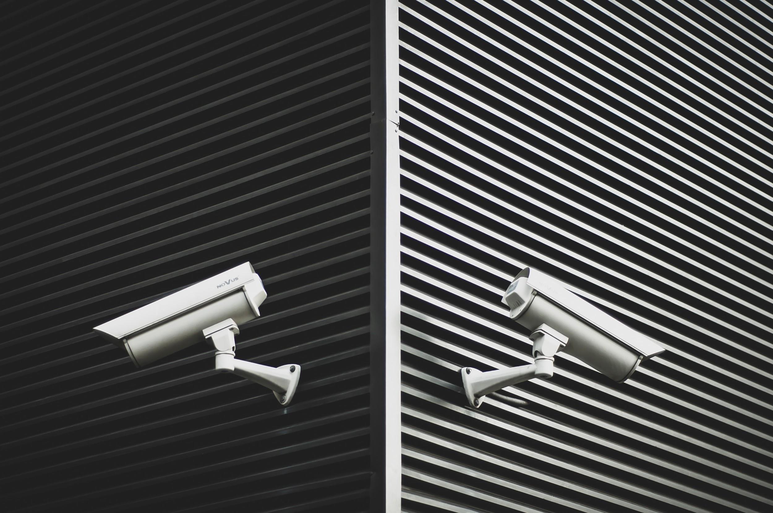 Wireless Vs. Wired Surveillance Cameras