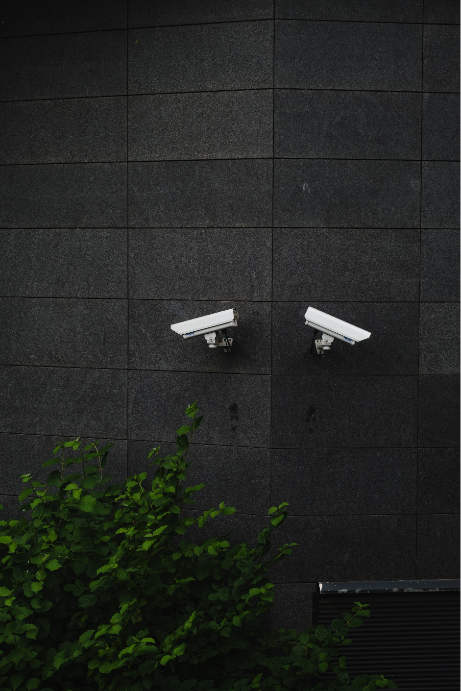 security camera helps prevent crime