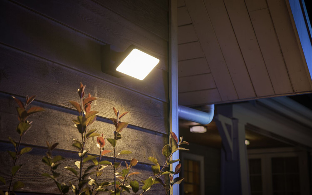 The Difference Between LED and Floodlight